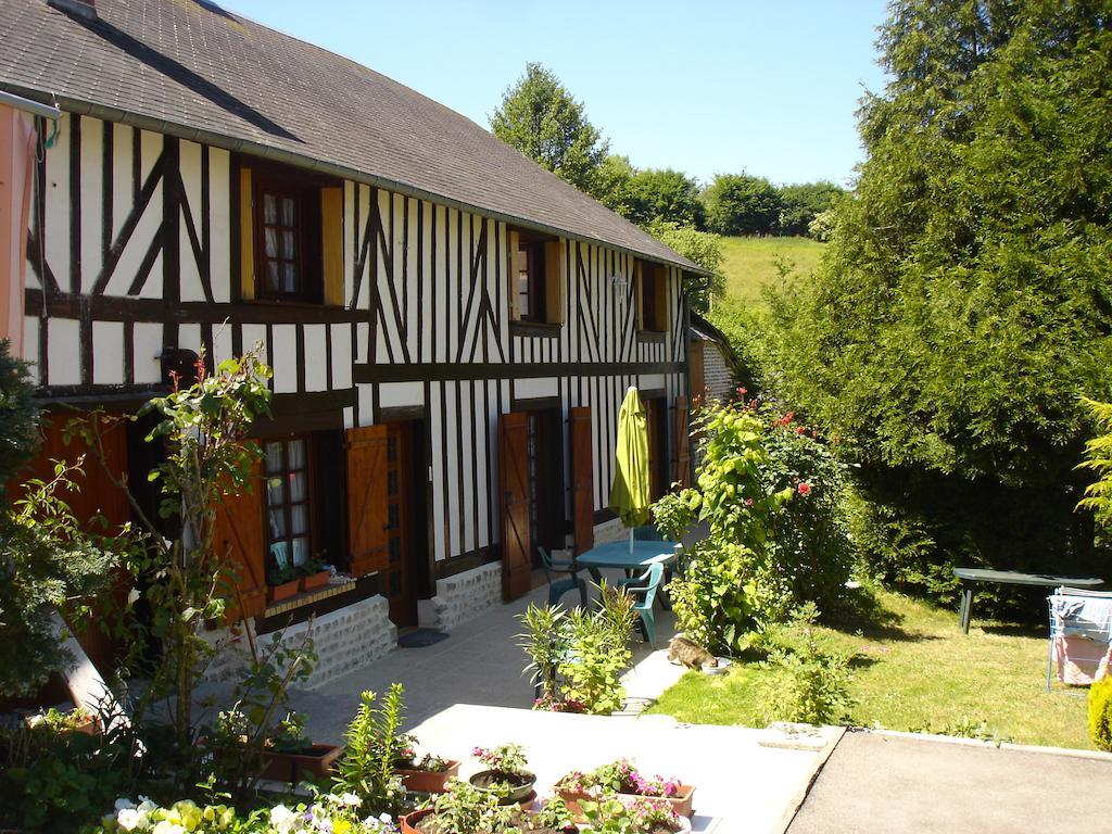 Le Val Godard Fresnay-le-Samson Exteriér fotografie